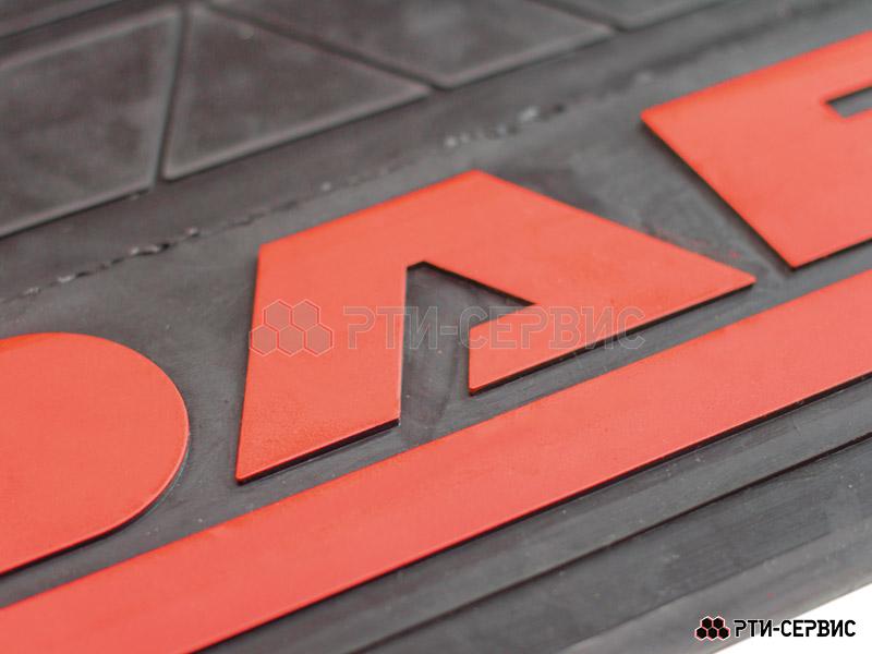 Брызговик 580х360 мм DAF (красный) - фото 1